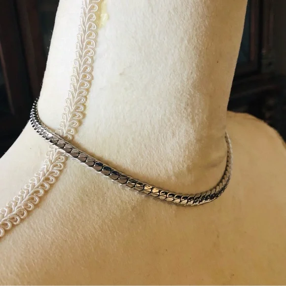 Vintage Coro silver plated braided chain necklace - Picture 3 of 13